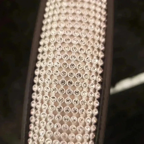 Rhinestone Steering Wheel Cover - Picture 4 of 4